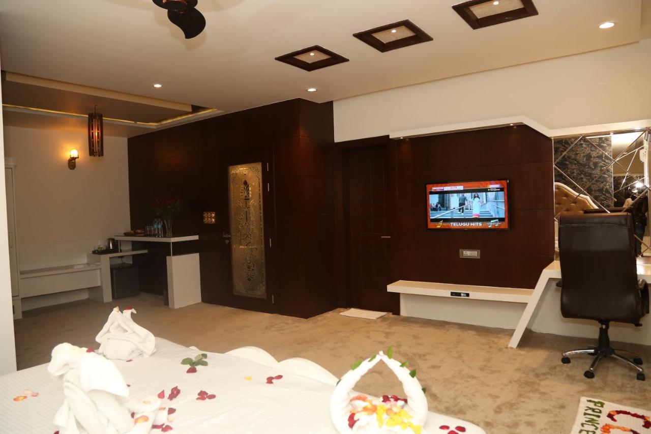 Hotel Prince Viraj Jabalpur Extérieur photo