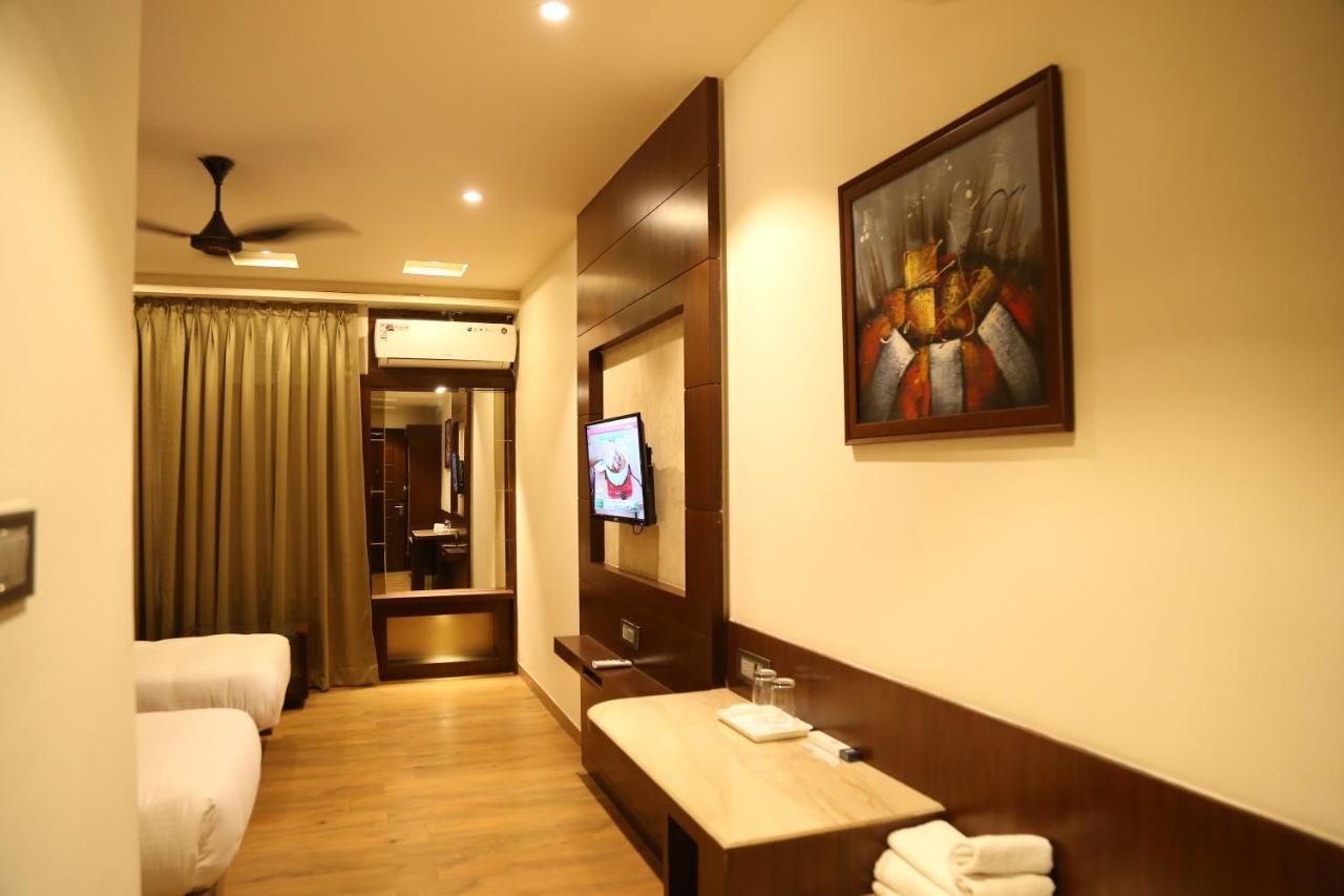 Hotel Prince Viraj Jabalpur Extérieur photo