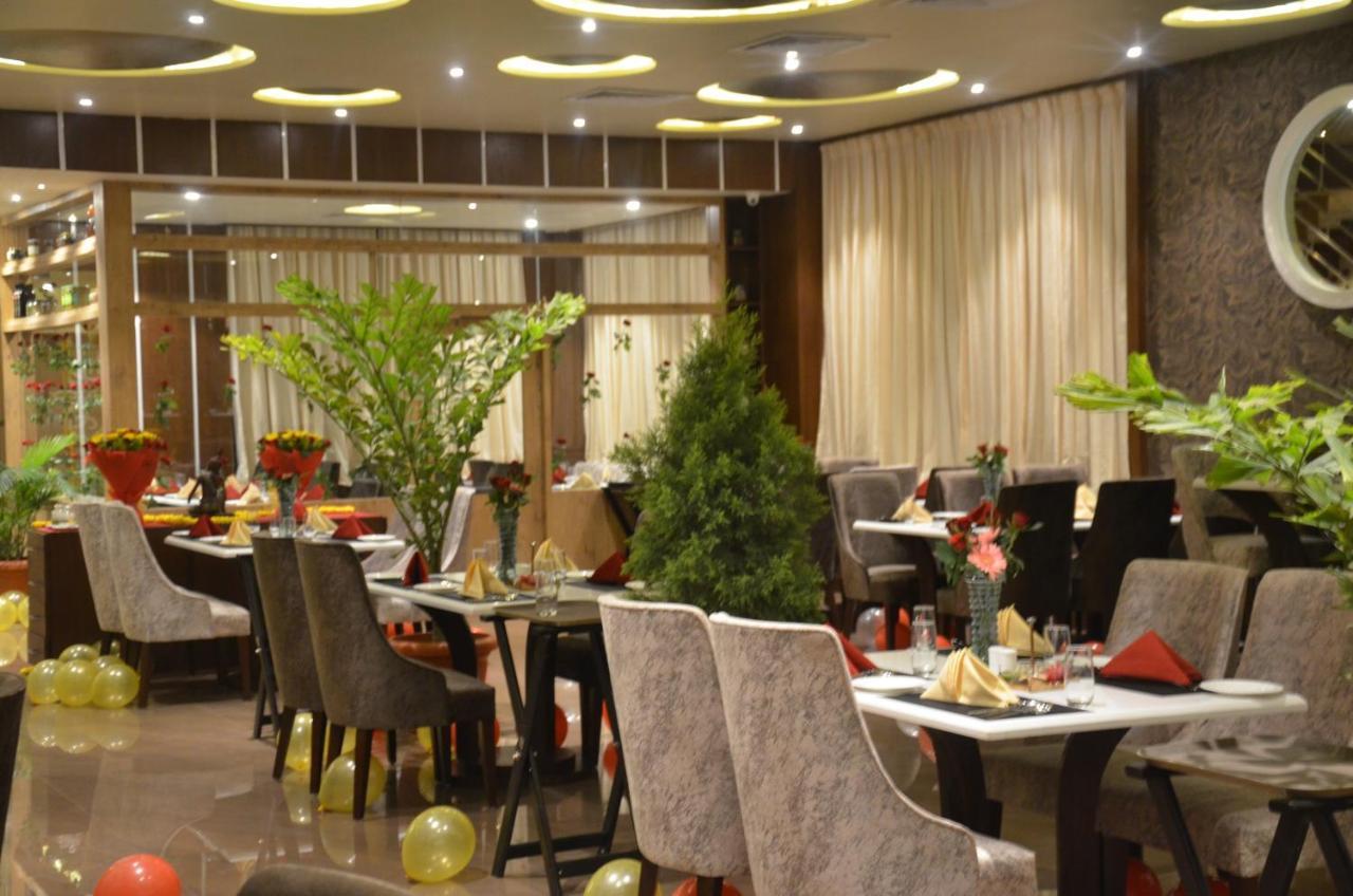 Hotel Prince Viraj Jabalpur Extérieur photo